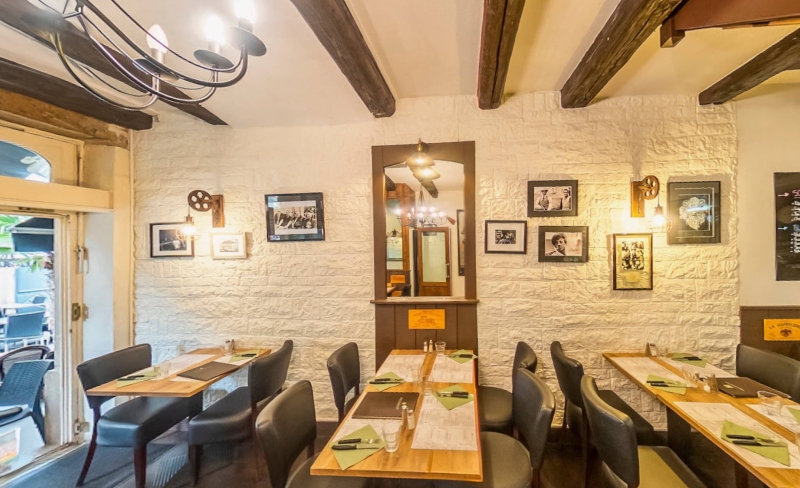 Le restaurant - La Batisse - Crémieu - restaurant CREMIEU